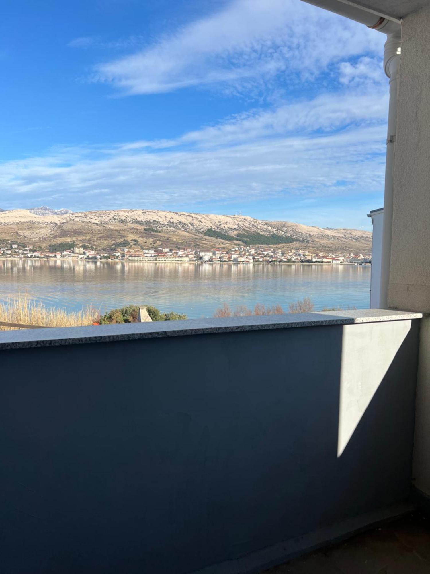 Apartments Mia Pag Паг Екстер'єр фото